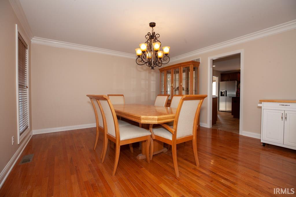4228 Huntington Ridge Circle Newburgh, IN 47630 - Photo 5 of 29 Gallery Image 5