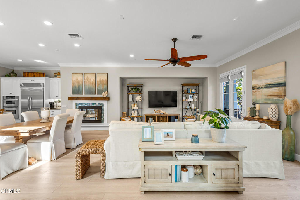 1517 Seabridge Lane Oxnard, CA 93035 - Photo 6 of 40