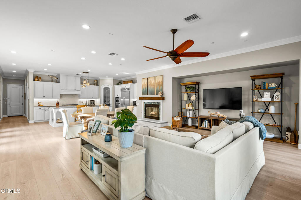 1517 Seabridge Lane Oxnard, CA 93035 - Photo 7 of 40