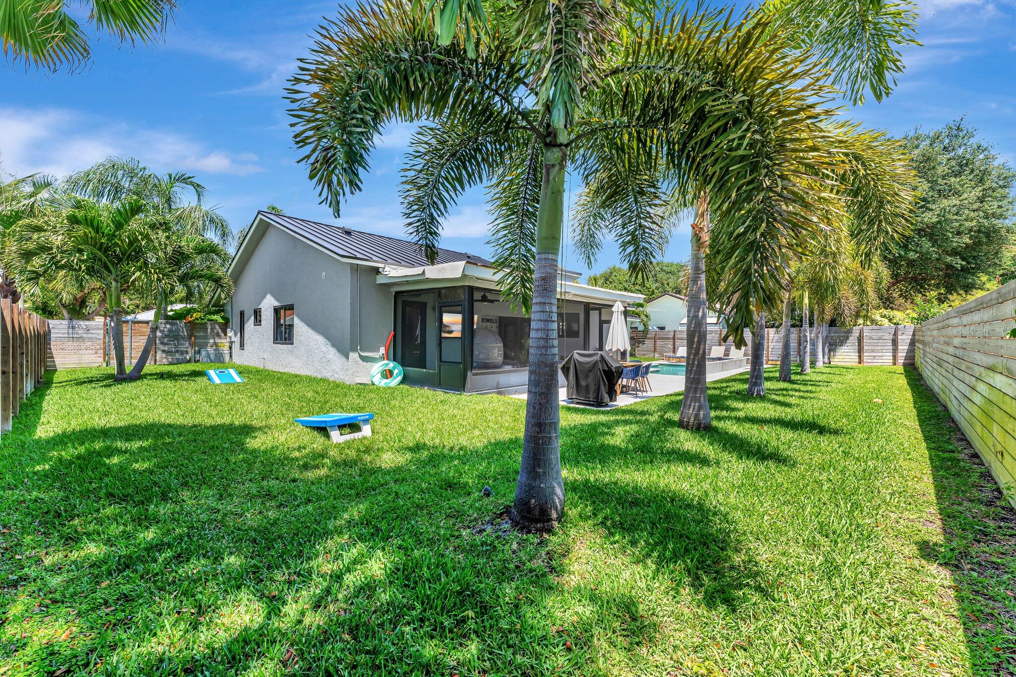 620 Enfield Road Delray Beach, FL 33444 - Photo 19 of 66 50-web-or-mls-DSC01197