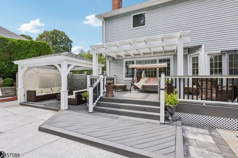 2 Lisa Road East Hanover, NJ 07936 - Photo 24 of 32 Gallery Image 24