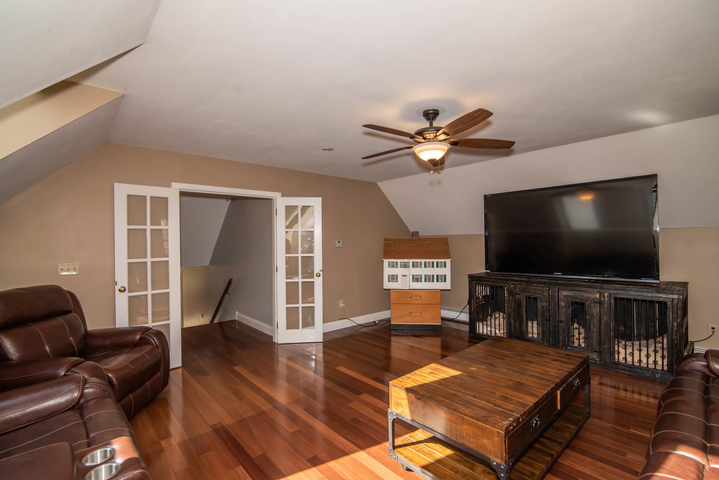 7 Bayberry Road Derry, NH 03038 - Photo 27 of 35