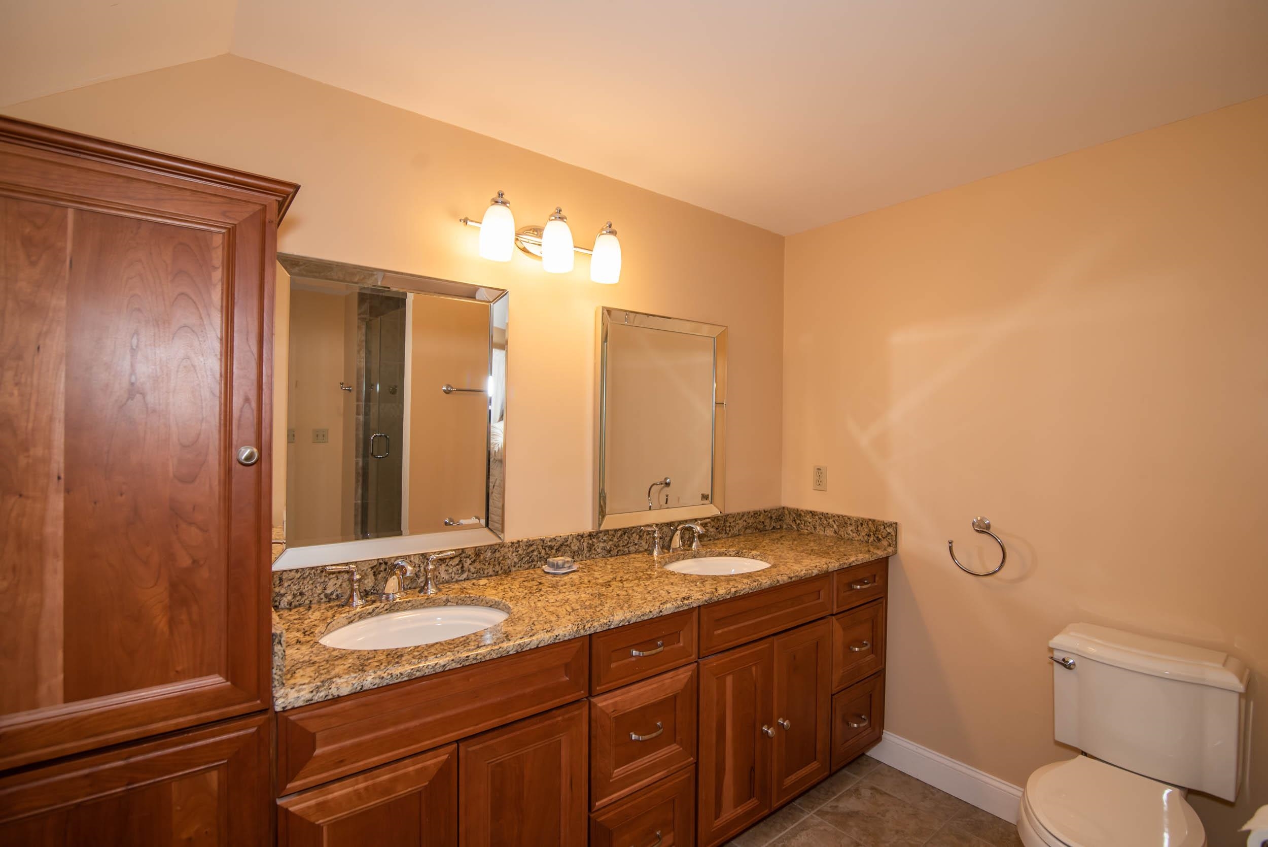 7 Bayberry Road Derry, NH 03038 - Photo 32 of 35
