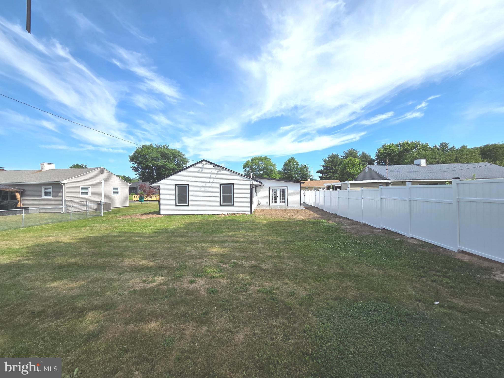 818 Chesterton Road Fairless Hills, PA 19030 - Photo 27 of 32 Exterior Back