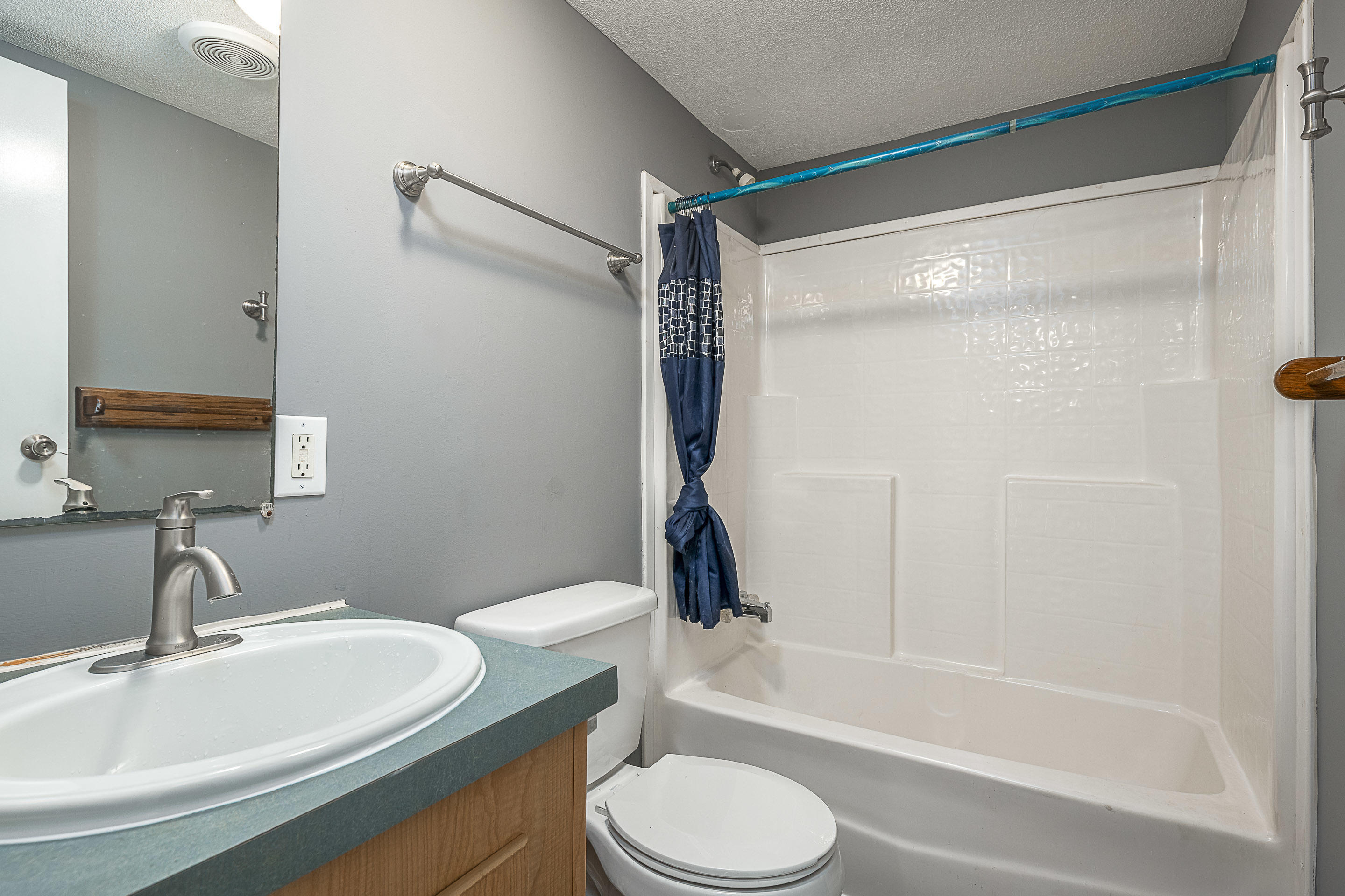 4903 Kendall Road Louisville, KY 40272 - Photo 29 of 35 DHI-128
