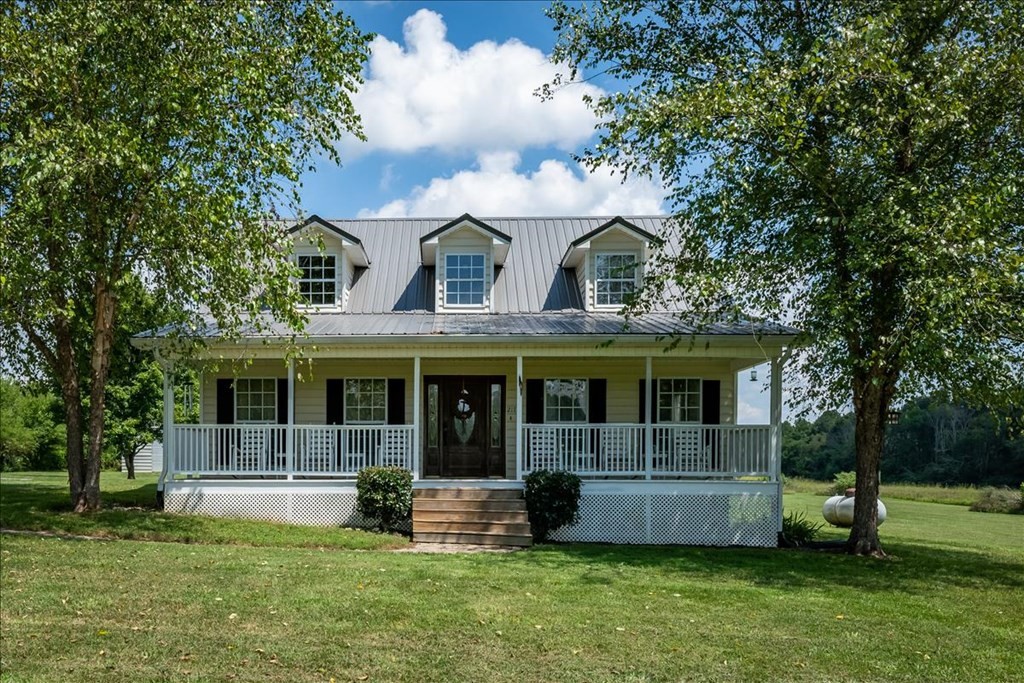 2173 Curbow Bridge Road Old Fort, TN 37362 - Photo 4 of 43 Gallery Image 4