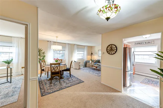 $320,000 | 460 Old Town Road, Unit 11I, Port Jefferson Station, NY 11776