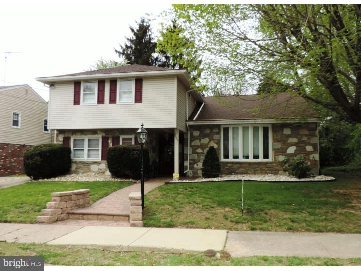 9660 Sandanne Road Philadelphia, PA 19115 - Photo 1 of 25 Exterior Front