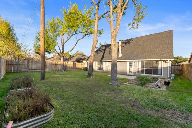 $282,000 | 11431 Bethnal Green Drive, Houston, TX 77066