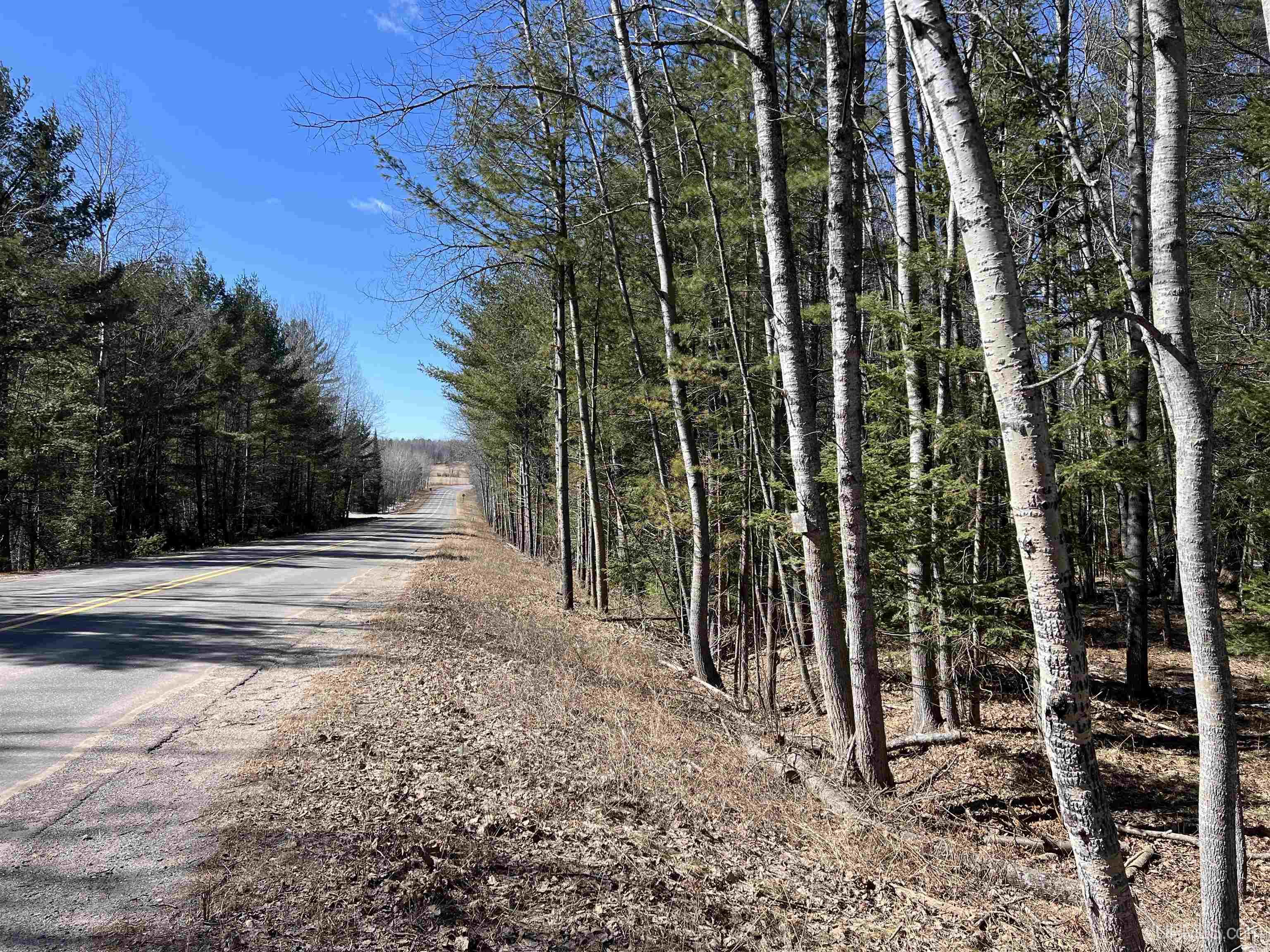 424 Rd Crystal Falls Crystal Falls, MI 49920 - Photo 3 of 5