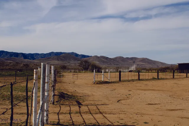 $39,900 | Tbd West Warbonnet Crossing, Unit 24, Willcox, AZ 85643