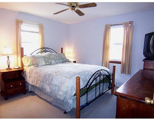 27 Paulk Terrace Springfield, MA 01128 - Photo 7 of 11 Gallery Image 7