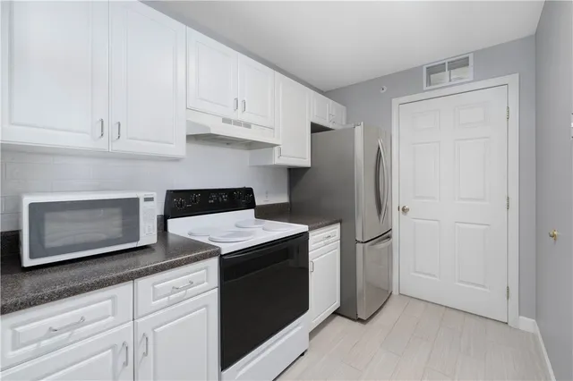 $230,000 | 88 Mill Street, Unit 304, Woonsocket, RI 02895