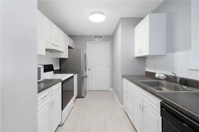 $230,000 | 88 Mill Street, Unit 304, Woonsocket, RI 02895