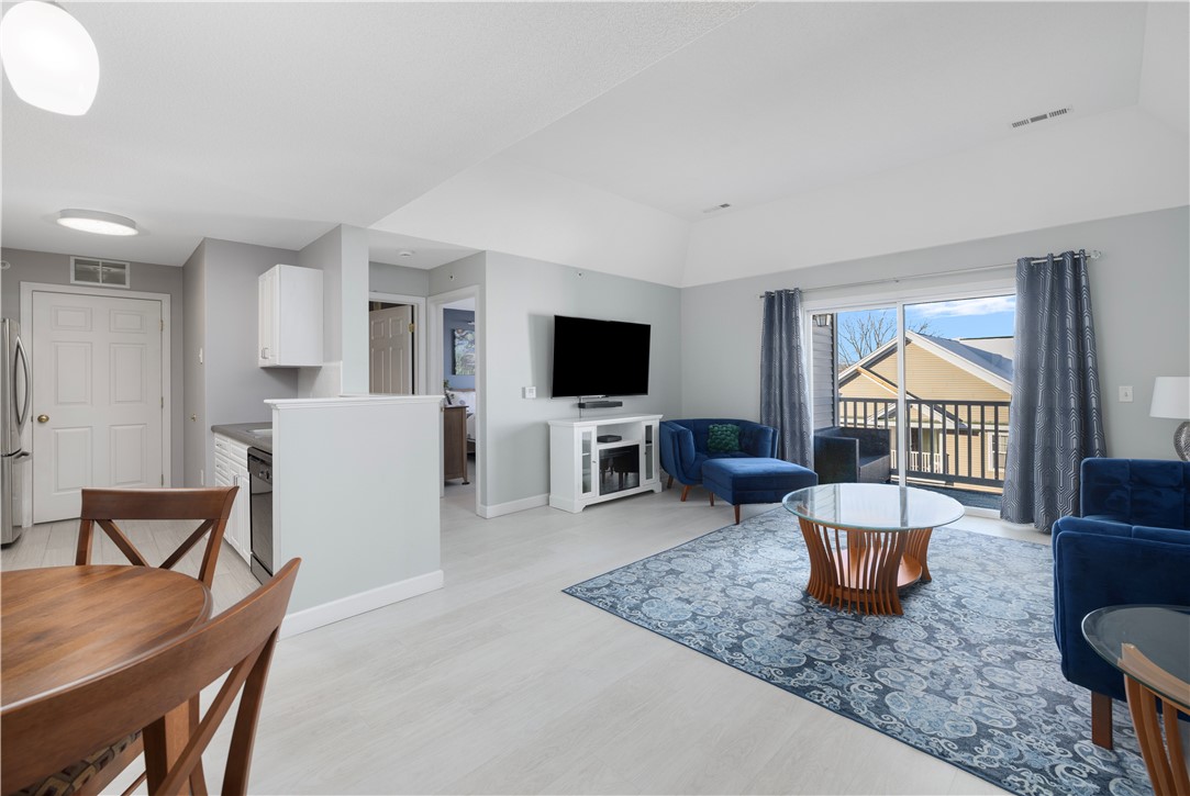 88 Mill Street, Unit 304 Woonsocket, RI 02895 - Photo 6 of 44