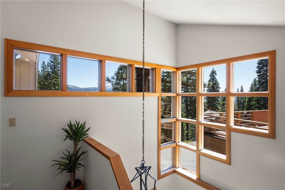 594 Tyner Way Incline Village, NV 89451 - Photo 10 of 33 Above Entry