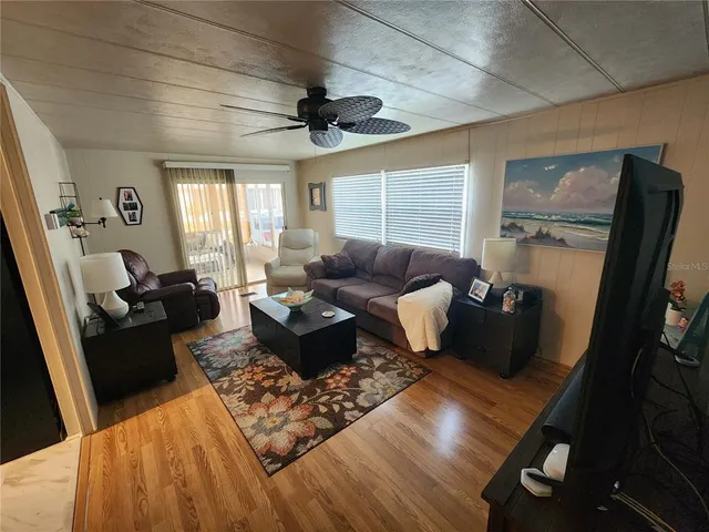 $168,000 | 808 53rd Avenue East, Unit 22, Bradenton, FL 34203