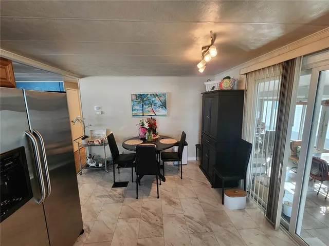 $168,000 | 808 53rd Avenue East, Unit 22, Bradenton, FL 34203