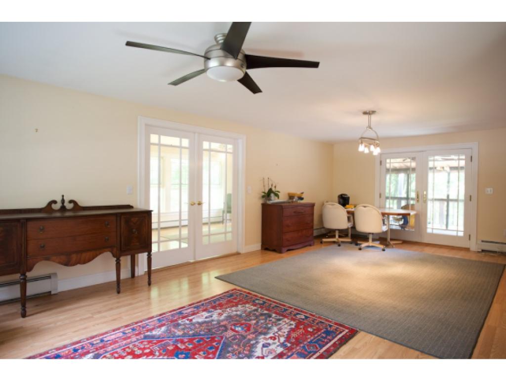 75 Newfields Road Exeter, NH 03833 - Photo 9 of 31