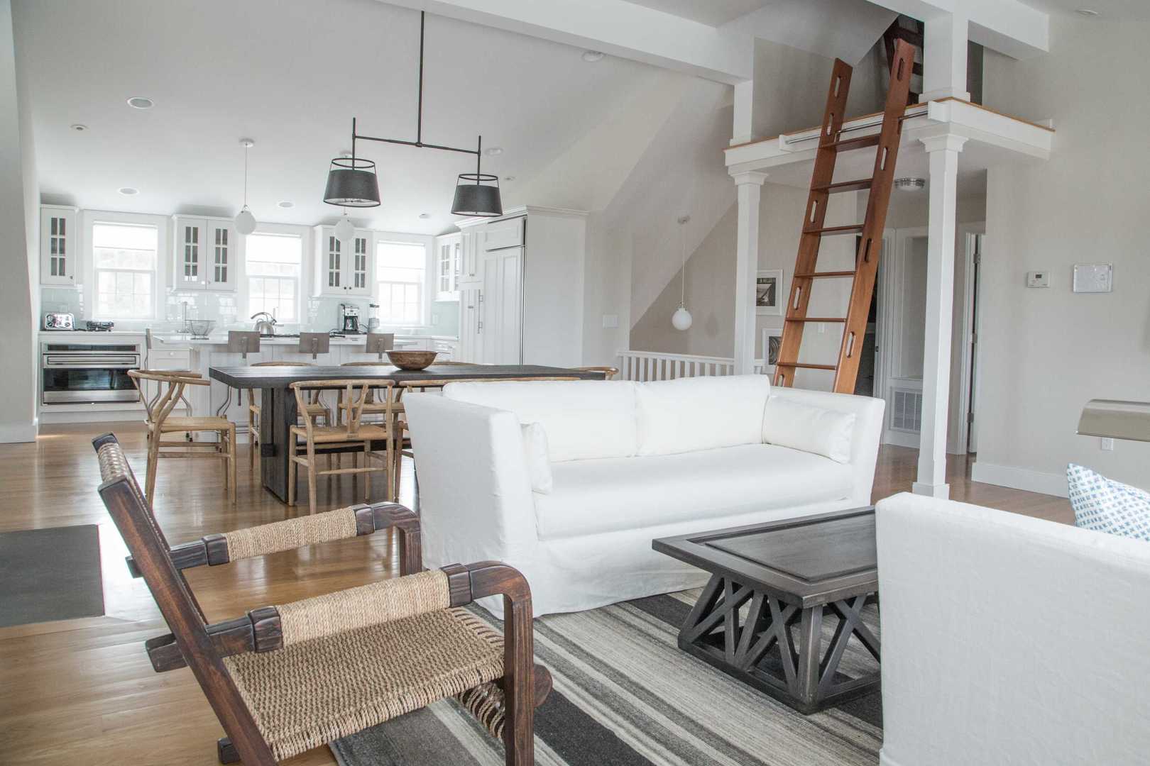 32 Monomoy Road Nantucket, MA 02554 - Photo 2 of 29