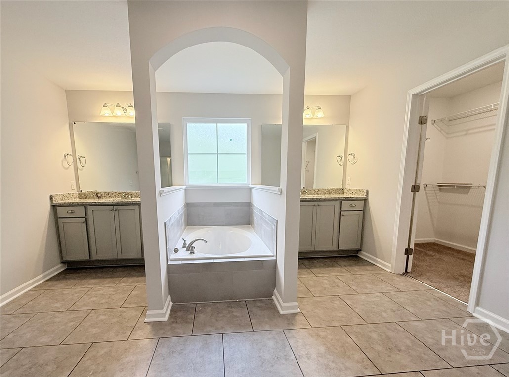 117 Concord Drive Guyton, GA 31312 - Photo 22 of 28 Master Bathroom