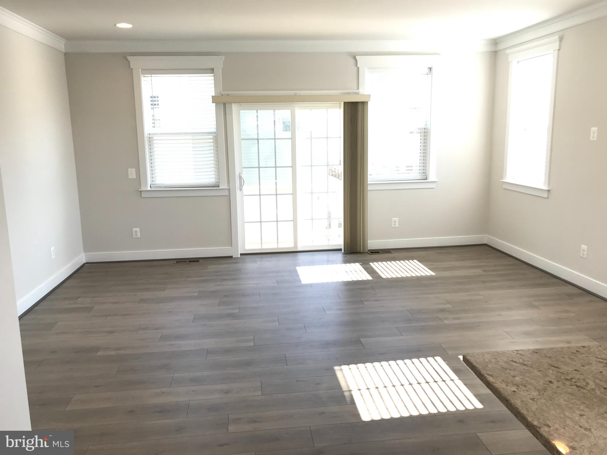 14227 Travilah Road Rockville, MD 20850 - Photo 9 of 20 Family room