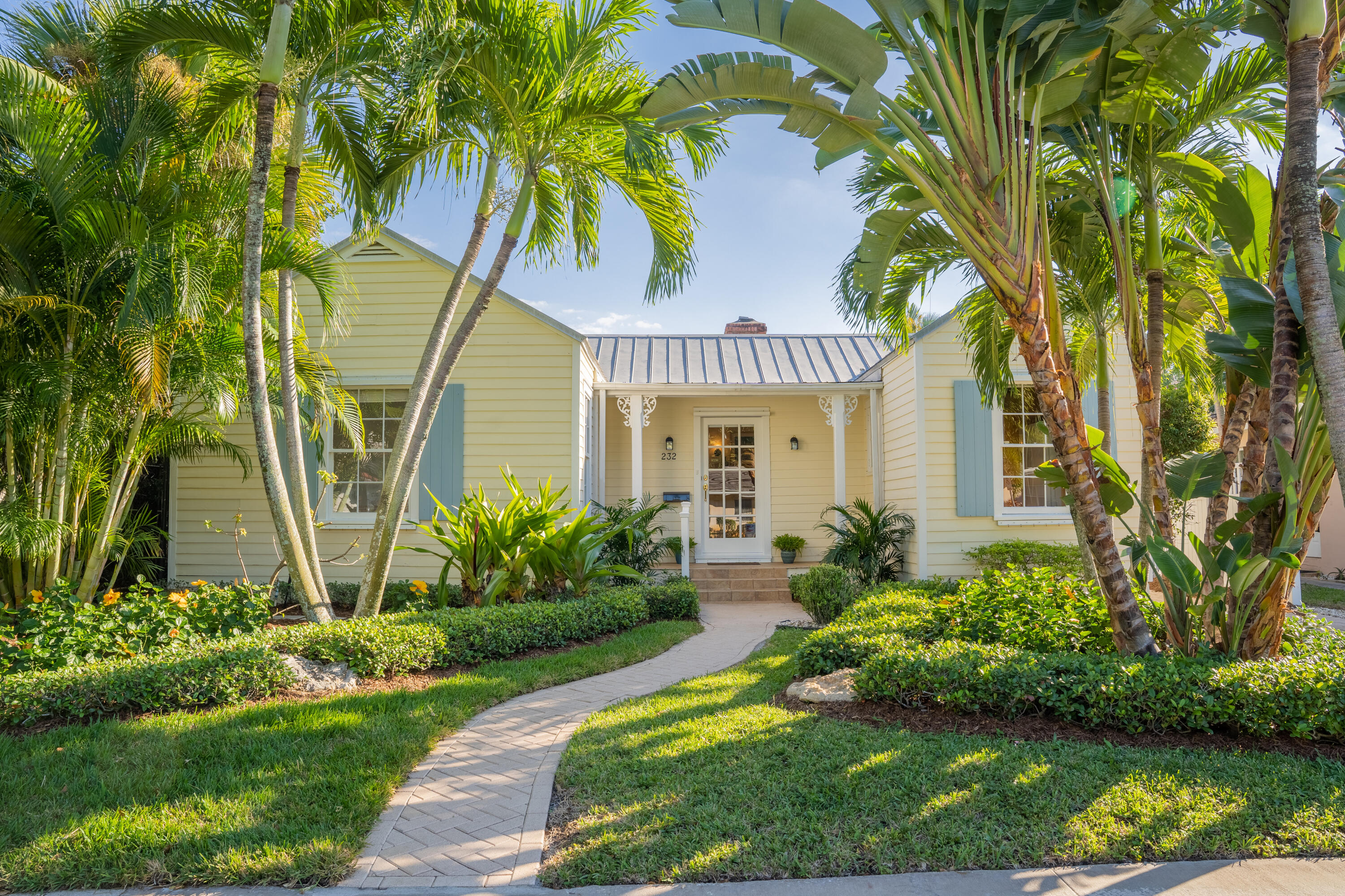 232 Marlborough Road West Palm Beach, FL 33405 - Photo 1 of 37 House Front 4