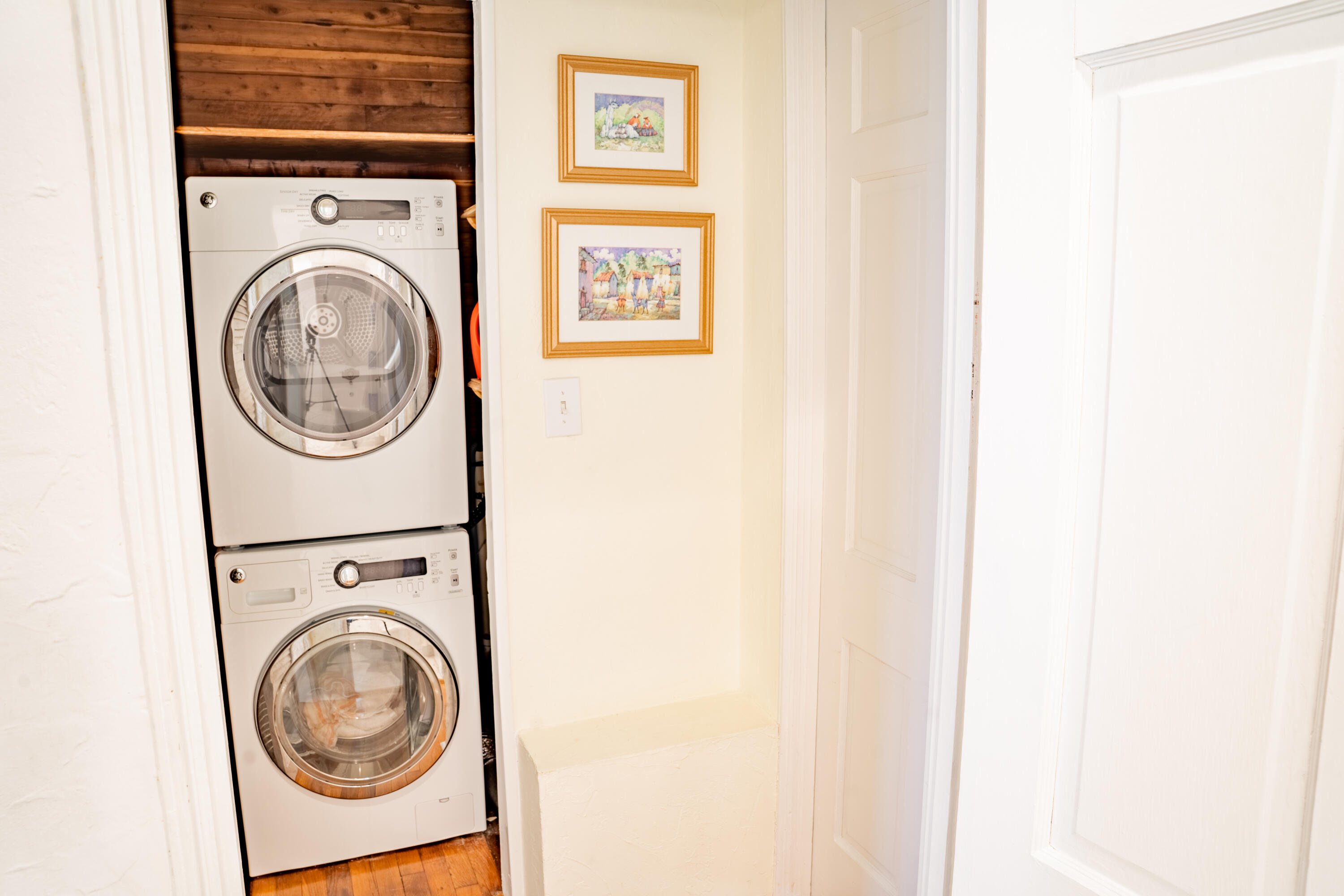 232 Marlborough Road West Palm Beach, FL 33405 - Photo 21 of 37 Washer dryer