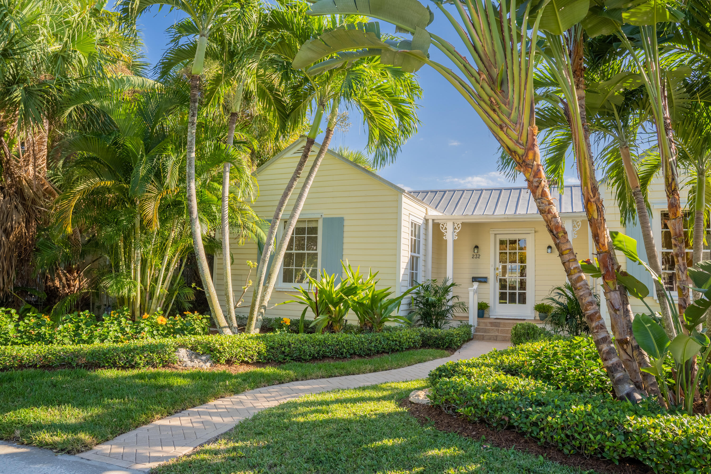 232 Marlborough Road West Palm Beach, FL 33405 - Photo 37 of 37 House Front 3