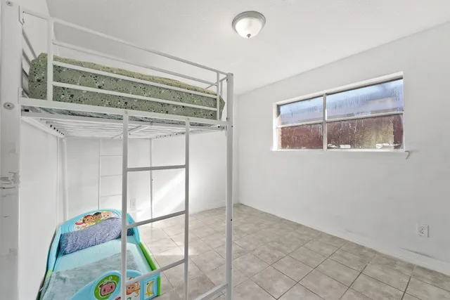 $205,000 | 807 Turney Drive, Houston, TX 77038