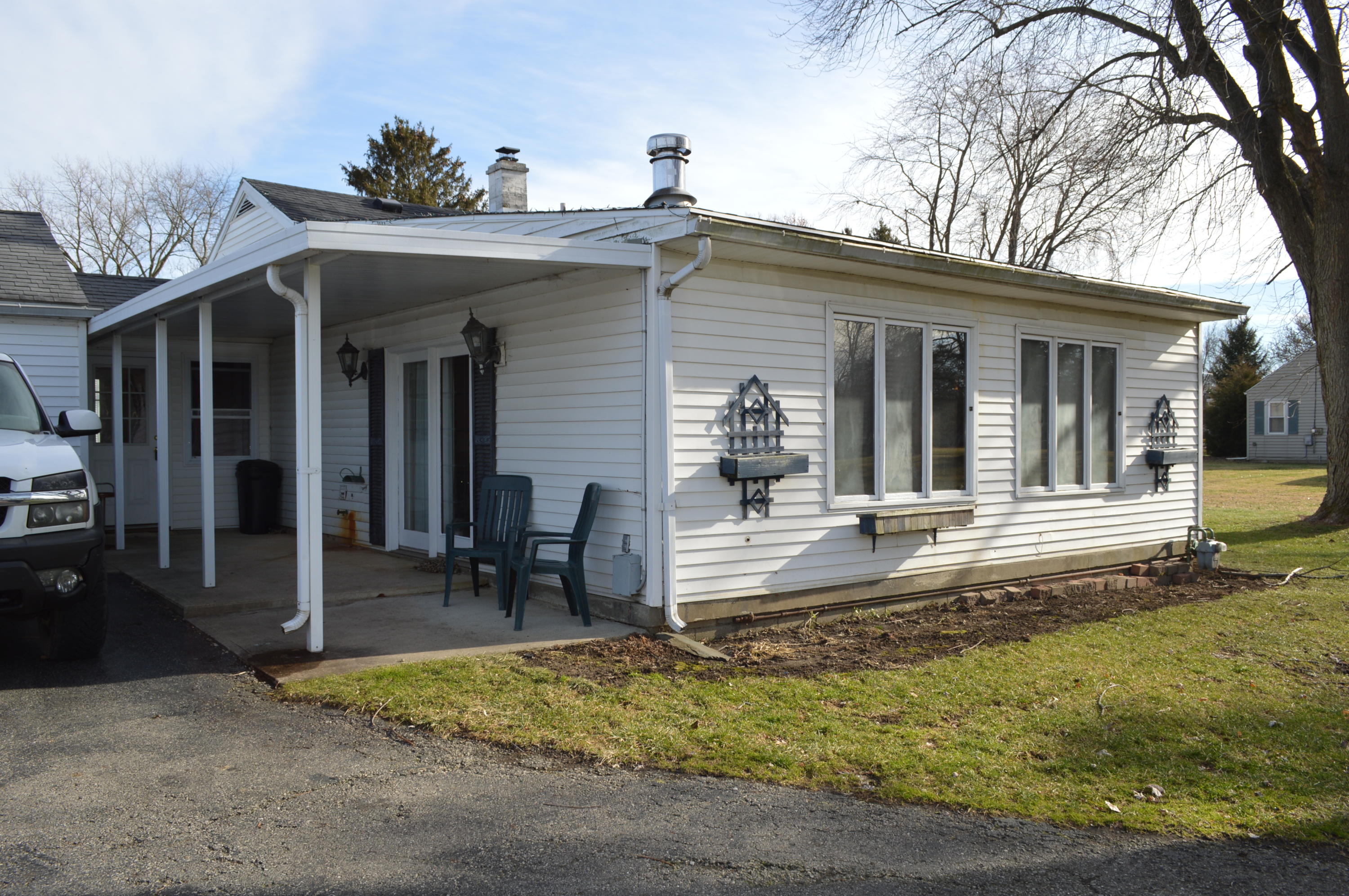 2975 Middle Urbana Road Springfield, OH 45503 - Photo 7 of 10