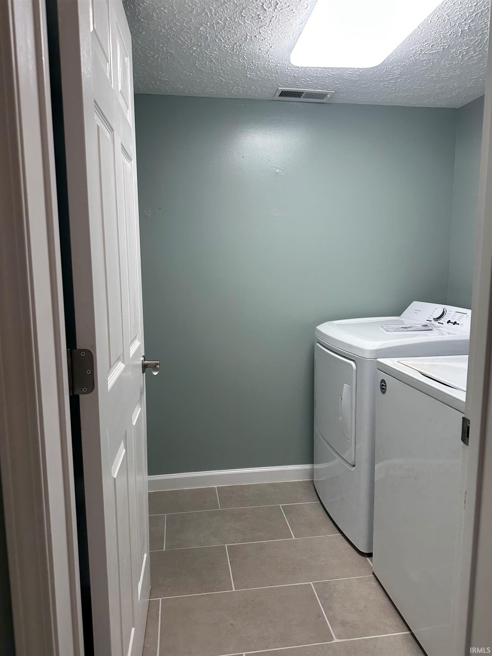 3920 South Cramer Circle Bloomington, IN 47403 - Photo 10 of 25