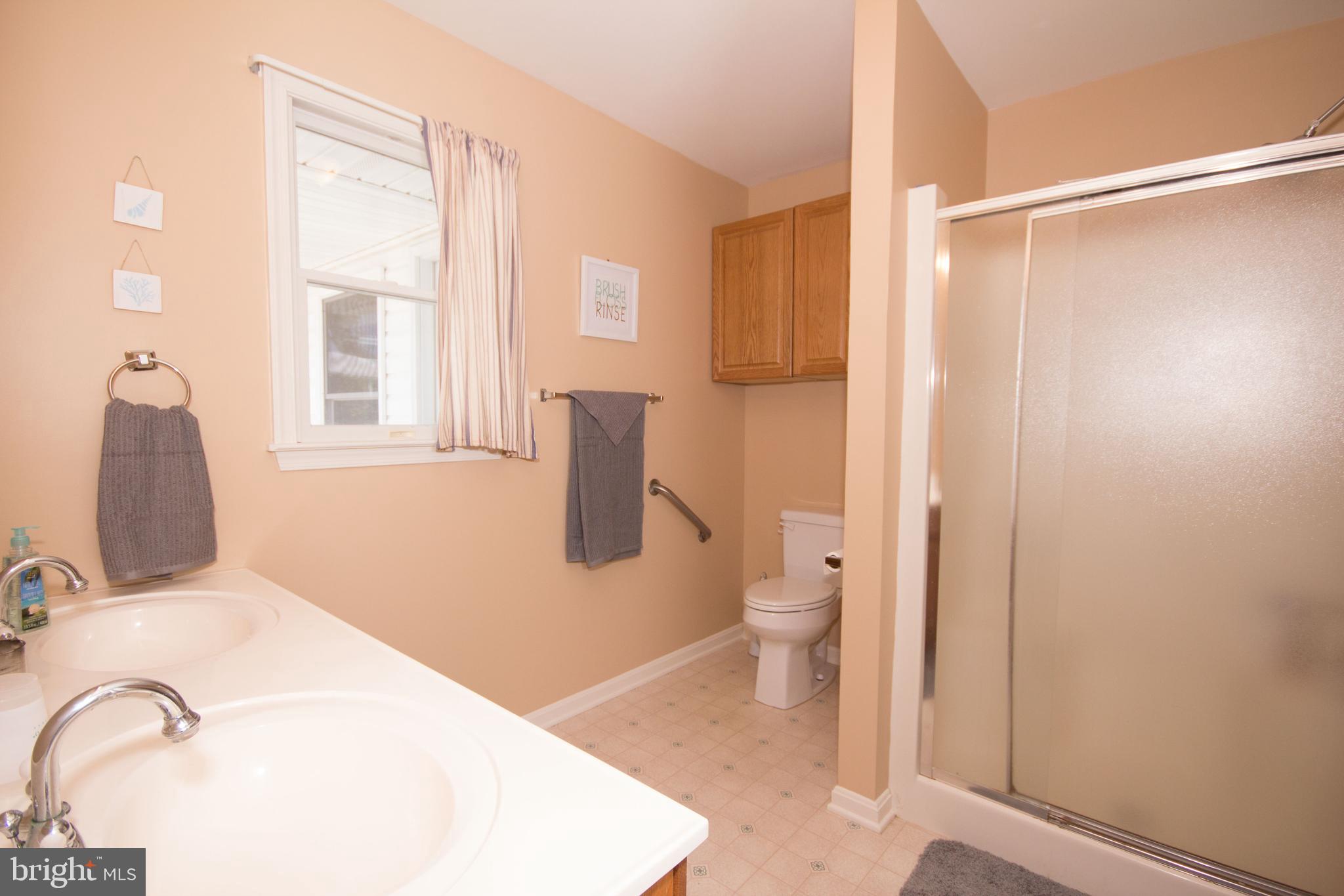 963 Bachmans Valley Road Westminster, MD 21157 - Photo 17 of 70 Master 1 bath