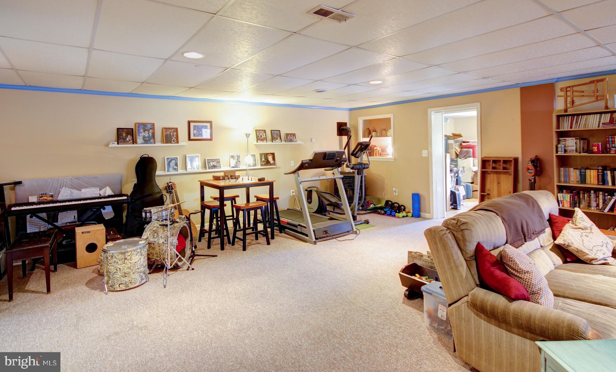 963 Bachmans Valley Road Westminster, MD 21157 - Photo 23 of 70 Family room