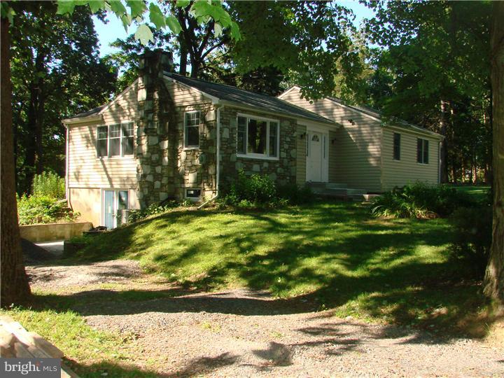465 Rumpf Avenue Penndel, PA 19047 - Photo 1 of 25 Exterior Front