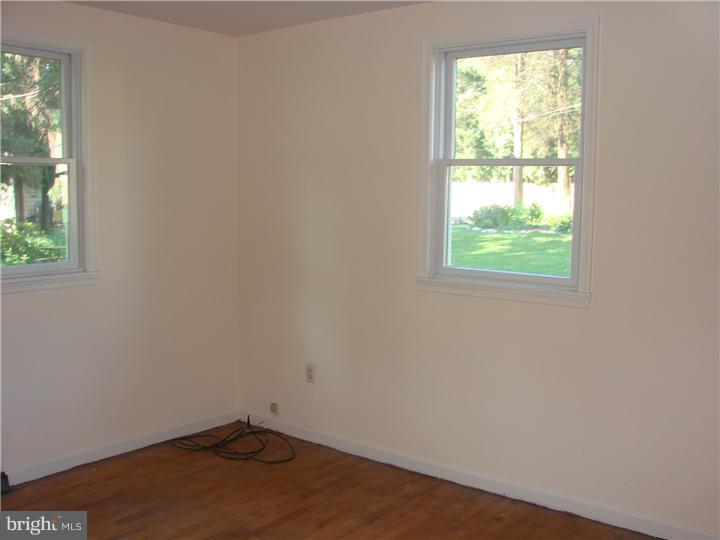 465 Rumpf Avenue Penndel, PA 19047 - Photo 13 of 25 Bedroom - Main