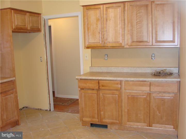465 Rumpf Avenue Penndel, PA 19047 - Photo 10 of 25 Kitchen