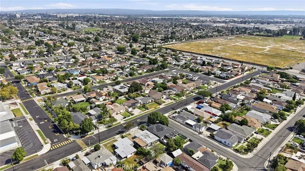 an aerial view of residential building and lake view