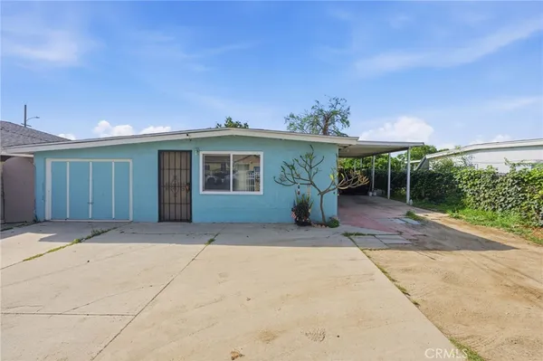 a view of a house with a patio