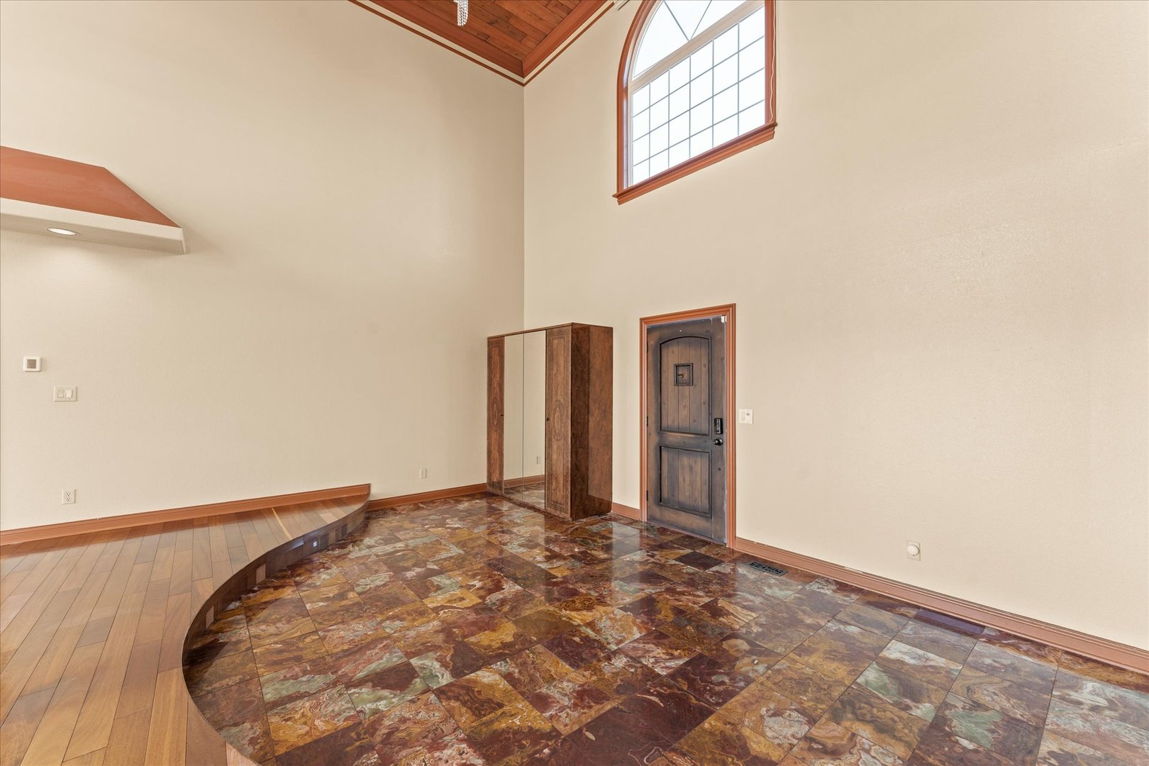 2208 Altoona Road Bloomington, IL 61705 - Photo 7 of 53 Gallery Image 7