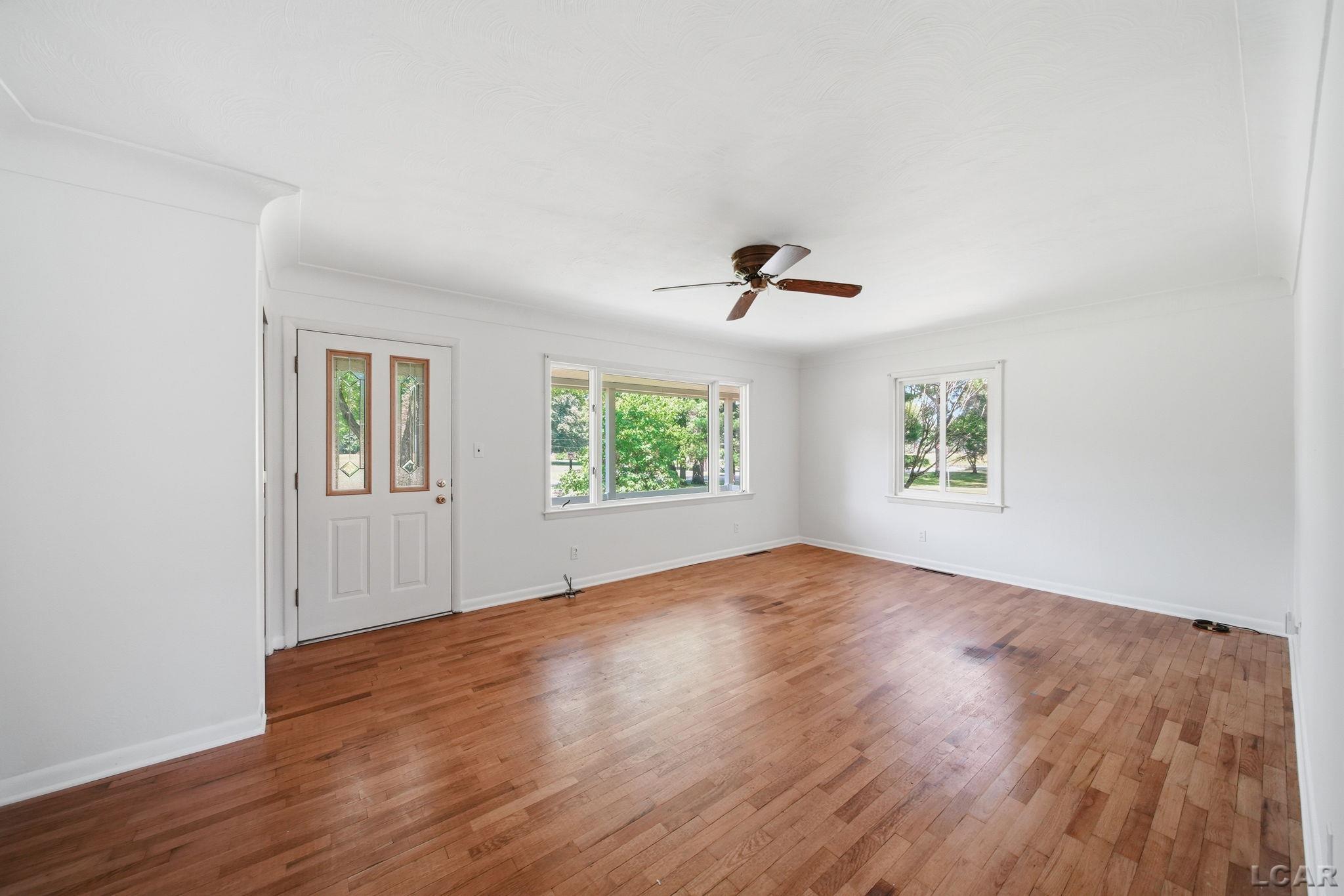 2745 East Carleton Road Adrian, MI 49221 - Photo 6 of 50