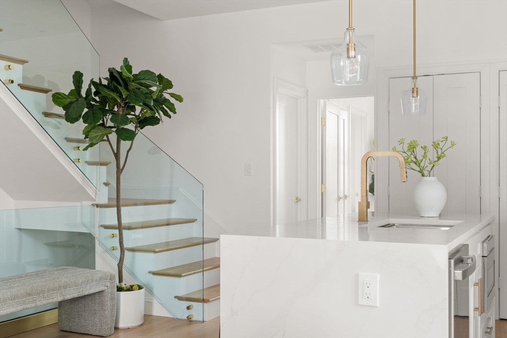 100 Bennington Street, Unit PH4A Boston, MA 02128 - Photo 12 of 41