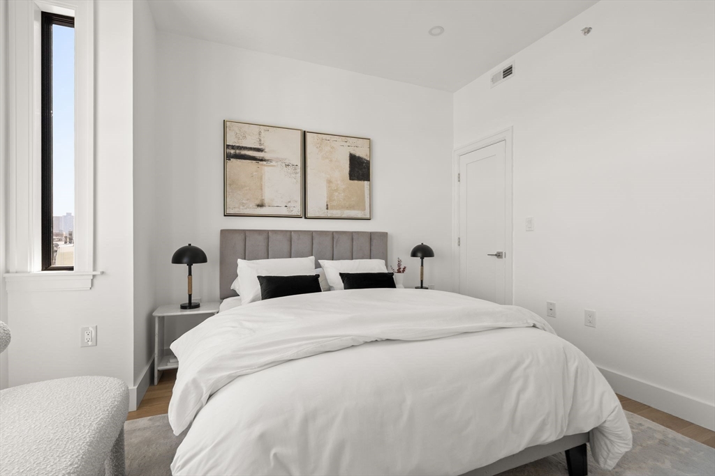 100 Bennington Street, Unit PH4A Boston, MA 02128 - Photo 27 of 41