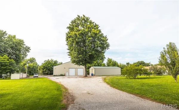 $325,000 | 207 Old Salem Road, Licking, MO 65542