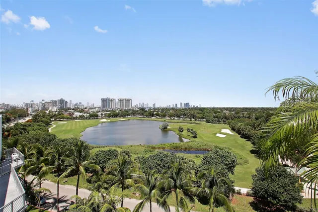 $1,700,000 | 2001 Meridian Avenue, Unit 101, Miami Beach, FL 33139