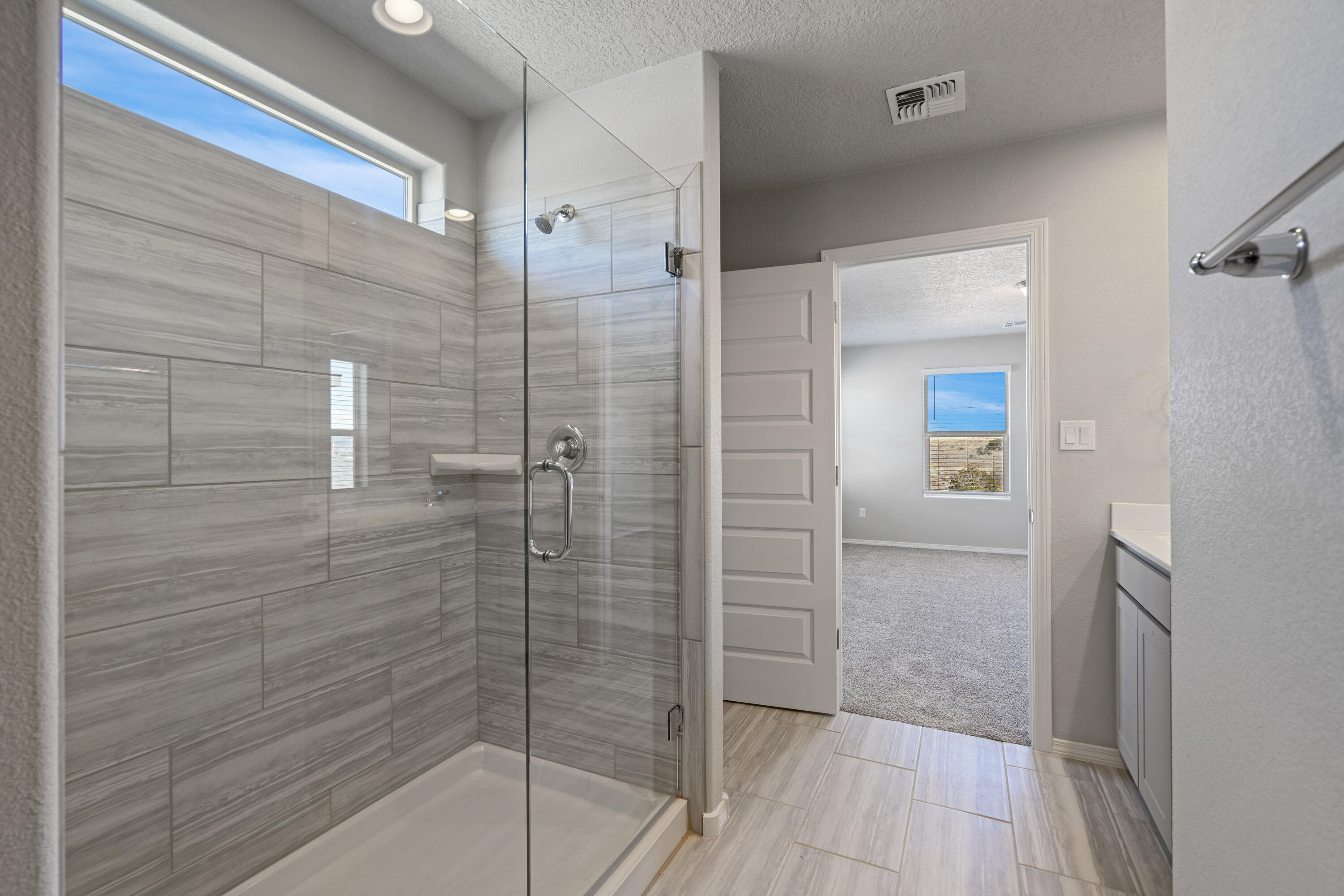 2424 Eglisfield Loop Rio Rancho, NM 87144 - Photo 15 of 16 Gallery Image 15