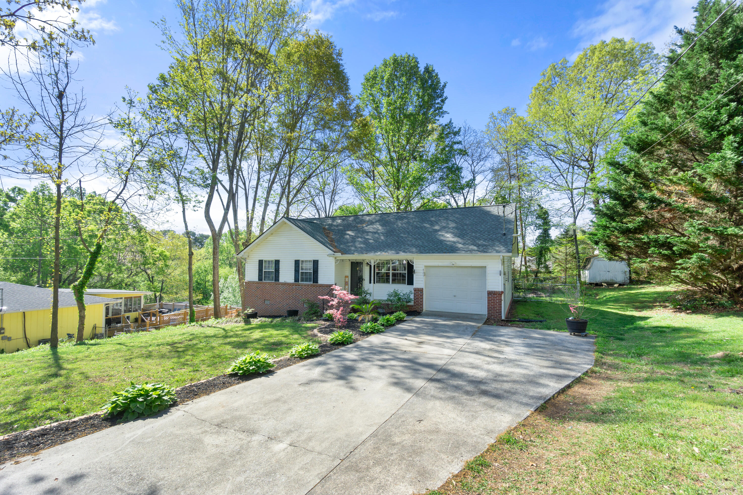 425 Wisteria Road LaFayette, GA 30728 - Photo 4 of 33 425 Wisteria Rd-28