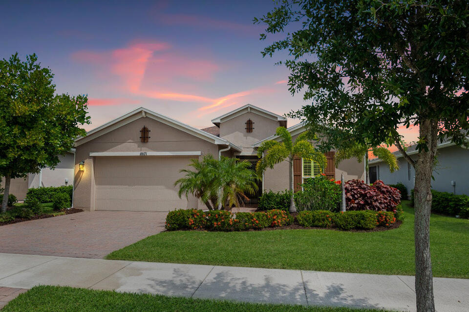 10171 Southwest Coral Tree Cir  