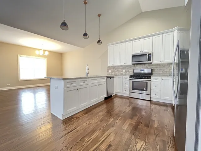 $2,145 | 855 Meadow Lane, Marengo, IL 60152