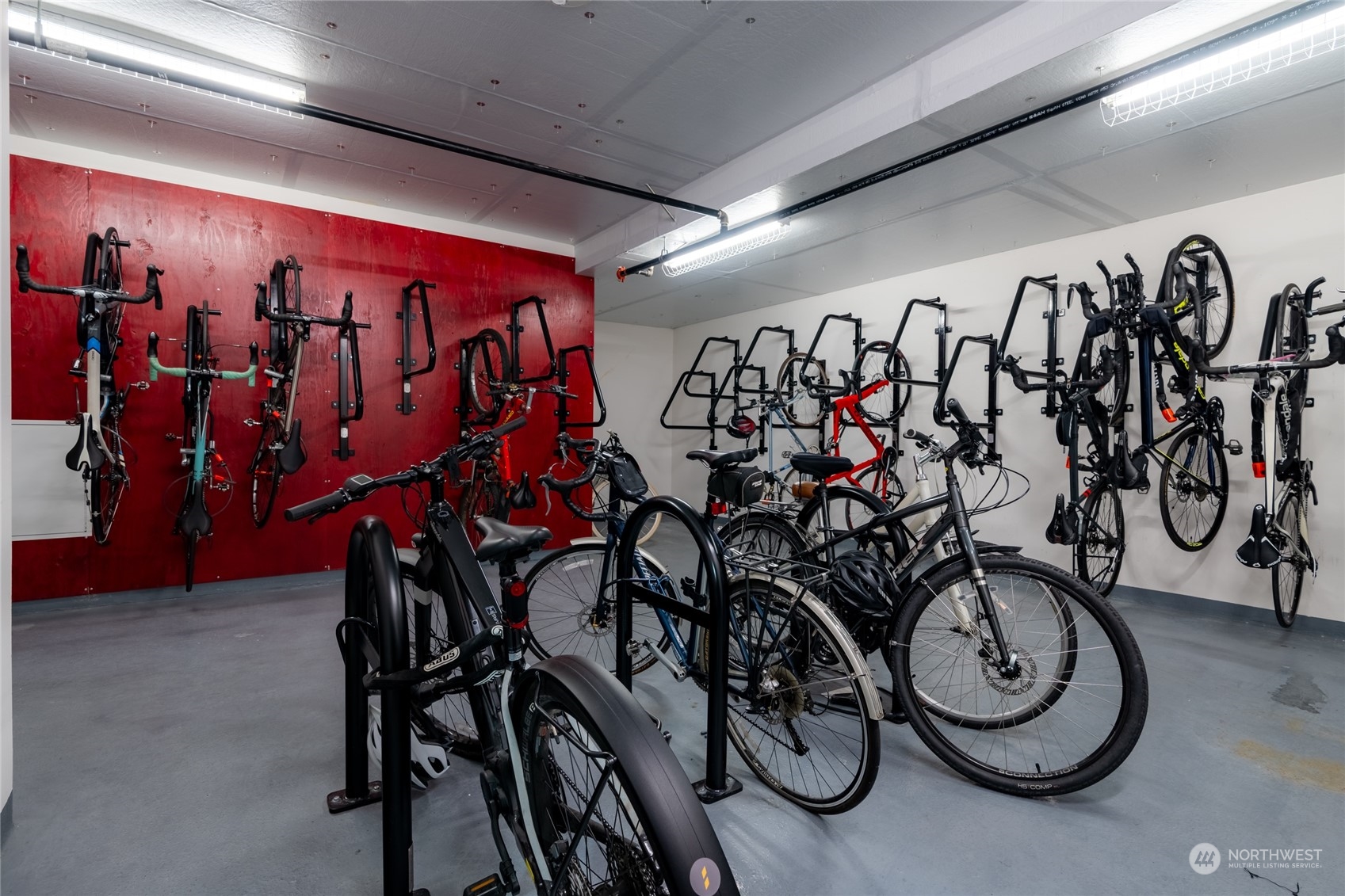 583 Battery Street, Unit 812N Seattle, WA 98121 - Photo 36 of 37 a view of an bike storage